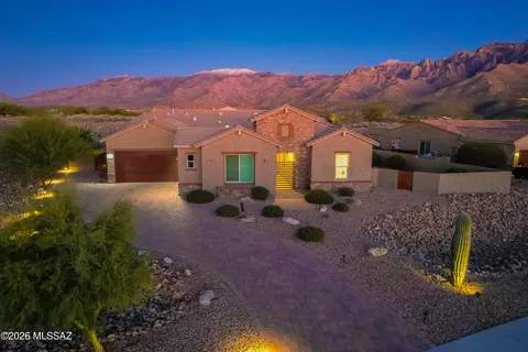11290 N Ridgeway Village Pl, Oro Valley, AZ 85737