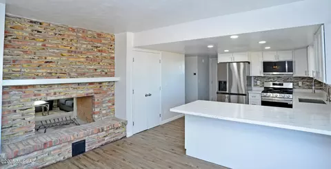 3150 W Camino Del Saguaro, Tucson, AZ 85745