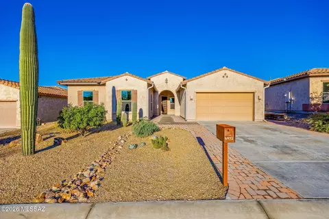 6492 W Whispering Windmill Ln, Marana, AZ 85658