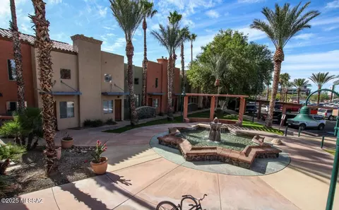 446 N Campbell Ave #2204, Tucson, AZ 85719
