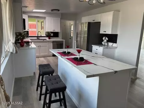 7140 E 28th St, Tucson, AZ 85710 photo 3