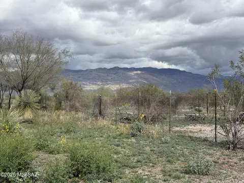 13625 E Crazy Horse Trl, Vail, AZ 85641
