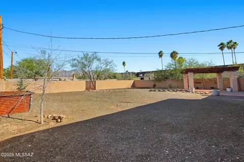 Exterior - 2259 E Spring St, Tucson, AZ 85719 photo 7 of 7