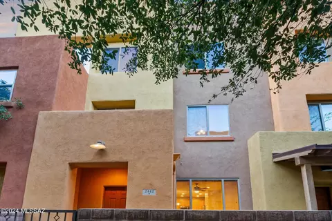 2442 Emerald Moon Dr, Tucson, AZ 85718