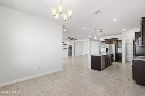 Other - 554 W Grantham St, Vail, AZ 85641 photo 2 of 14