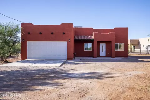 1801 Saltillo Ct, Rio Rico, AZ 85648