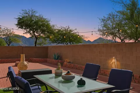 12827 Bloomington Loop, Oro Valley, AZ 85755