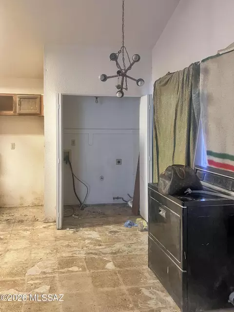 Other - 119 W Wedwick St, Tucson, AZ 85706 photo 3 of 8