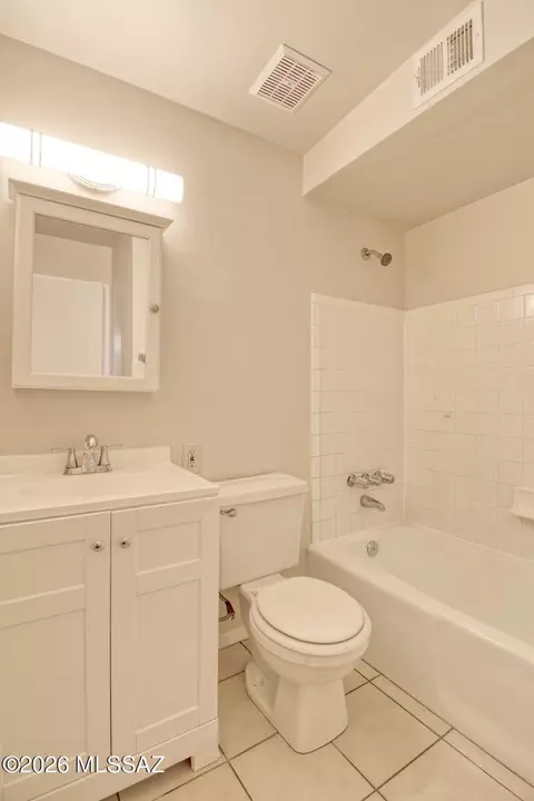 Bath - 6525 E David Dr, Tucson, AZ 85730 photo 2 of 5
