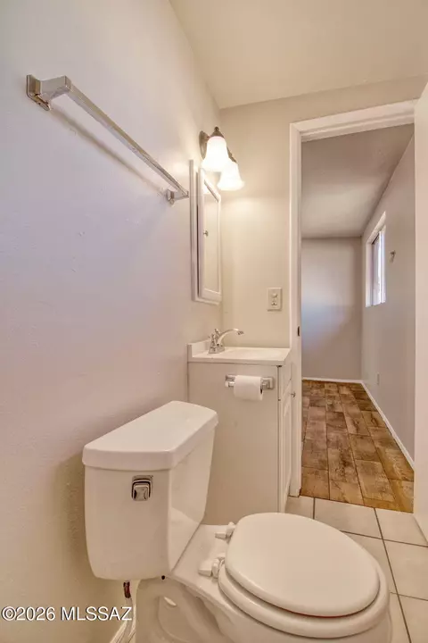 Bath - 6525 E David Dr, Tucson, AZ 85730 photo 5 of 5