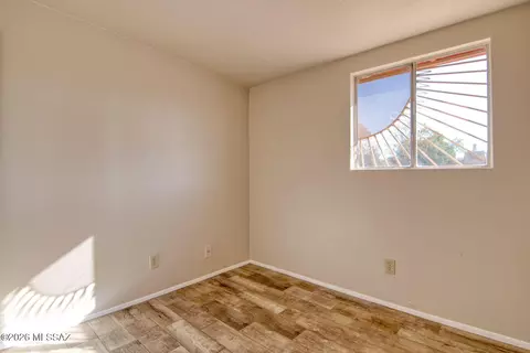 Bedroom - 6525 E David Dr, Tucson, AZ 85730 photo 5 of 8