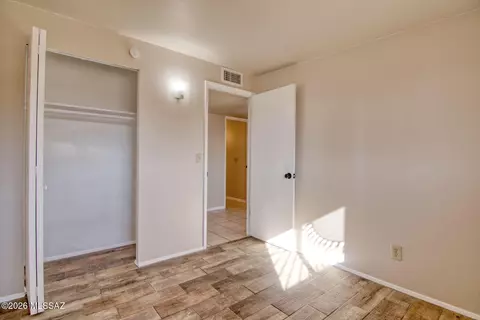 Bedroom - 6525 E David Dr, Tucson, AZ 85730 photo 6 of 8