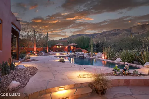 11175 E Sunrise Ranch Pl, Tucson, AZ 85749