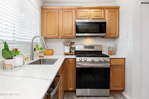 7527 E Golf Links Rd, Tucson, AZ 85730
