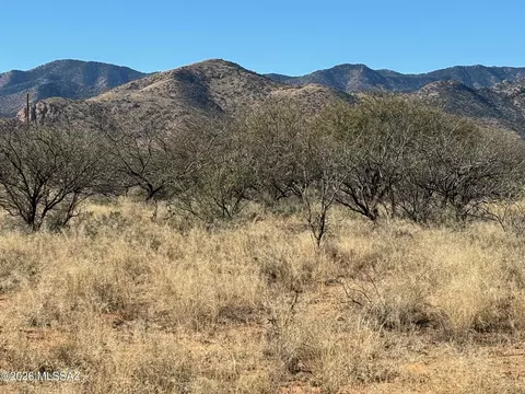 2 N 2 Acres N Desert Rd, Pearce, AZ 85625