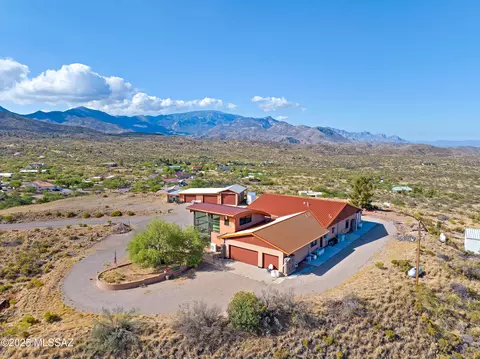 1969 W Three Oclock Hill Rd, Oracle, AZ 85623