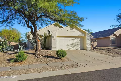 1612 N Amberbrooke Ave, Tucson, AZ 85745