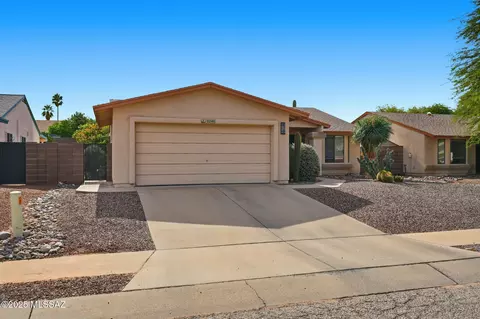 10240 E Juniper Basin Ln, Tucson, AZ 85748
