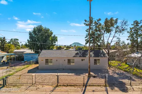 1623 W Farr St, Tucson, AZ 85705