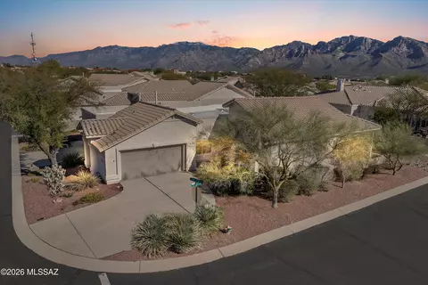 1497 W Carmel Pointe Dr, Oro Valley, AZ 85737