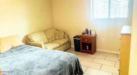 Bedroom - 5841 S Herpa Dr, Tucson, AZ 85706 photo 3 of 4