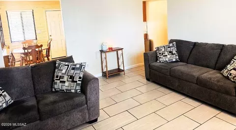 Living - 5841 S Herpa Dr, Tucson, AZ 85706 photo 1 of 2