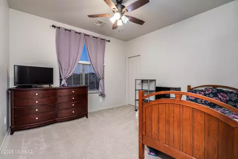 Bedroom - 12517 E Red Iron Trl, Vail, AZ 85641 photo 5 of 5