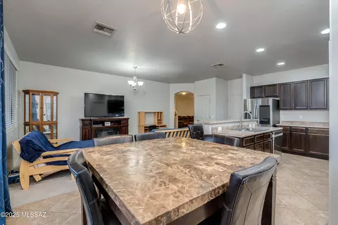 Dining - 12517 E Red Iron Trl, Vail, AZ 85641 photo 1 of 1