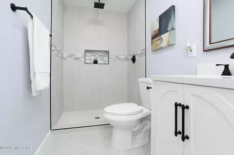Bath - 6052 E Oak St, Tucson, AZ 85711 photo 2 of 5
