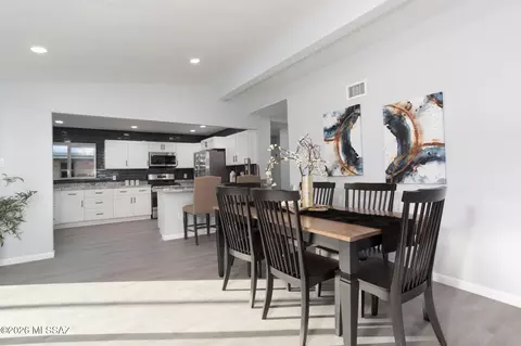 Dining - 6052 E Oak St, Tucson, AZ 85711 photo 2 of 2