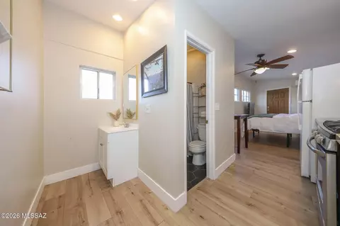 Entry Way - 2110 E Grant Rd, Tucson, AZ 85719 photo 3 of 3