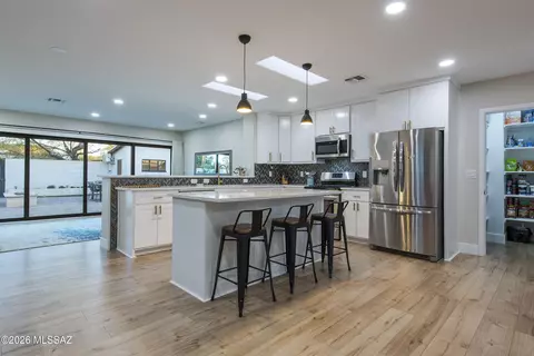 Kitchen - 2110 E Grant Rd, Tucson, AZ 85719 photo 1 of 5