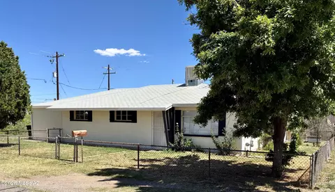 105 Dorothy Dr, Bisbee, AZ 85603