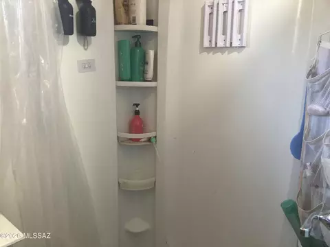 Bath - 275 E Mark St, Benson, AZ 85602 photo 2 of 2