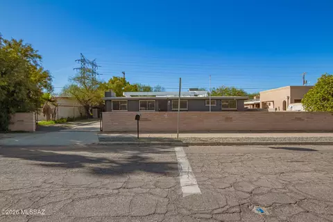 5550 S Canada Dr, Tucson, AZ 85706