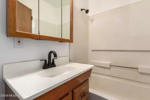 5550 S Canada Dr, Tucson, AZ 85706 photo 24