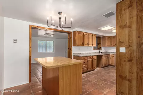 5550 S Canada Dr, Tucson, AZ 85706 photo 11
