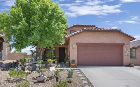 10468 S Cutting Horse Dr, Vail, AZ 85641