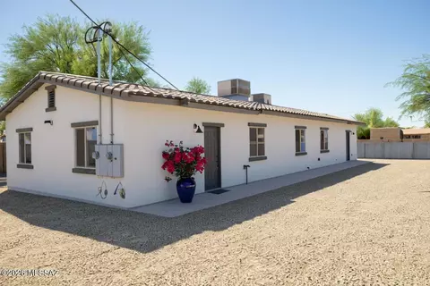 501 W Pennsylvania Dr, Tucson, AZ 85714