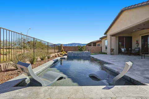 360 W Saguaro Arm Trl, Oro Valley, AZ 85755