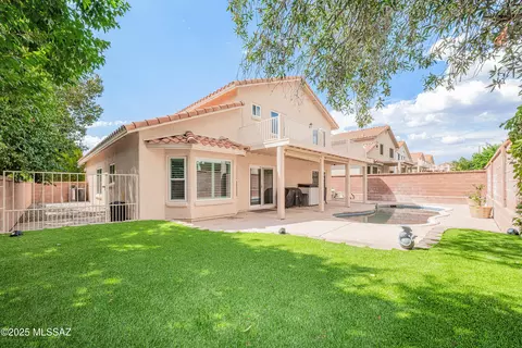 10322 N Cape Fear Ln, Tucson, AZ 85737