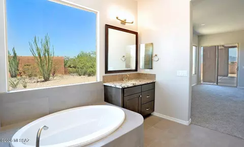Bath - 14449 E Sands Ranch Rd, Vail, AZ 85641 photo 2 of 4