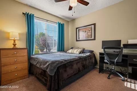 Bedroom - 8857 E Fruit Tree Dr, Tucson, AZ 85730 photo 8 of 10
