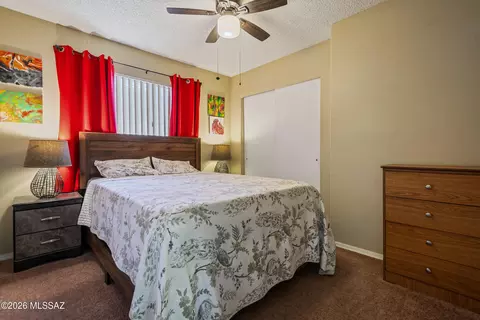 Bedroom - 8857 E Fruit Tree Dr, Tucson, AZ 85730 photo 2 of 10