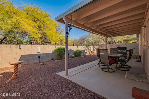 Exterior - 8857 E Fruit Tree Dr, Tucson, AZ 85730 photo 7 of 10