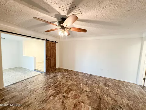 Living - 12771 E Wentworth Ct, Vail, AZ 85641 photo 4 of 4
