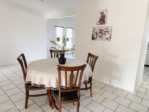 Dining - 12771 E Wentworth Ct, Vail, AZ 85641 photo 2 of 2
