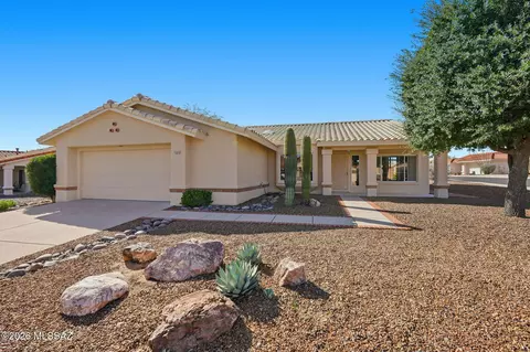 14225 N Lobelia Way, Oro Valley, AZ 85755