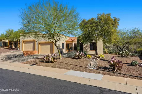 13974 N Green Tree Dr, Oro Valley, AZ 85755