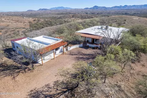 13520 W Universal Ranch Rd, Arivaca, AZ 85601